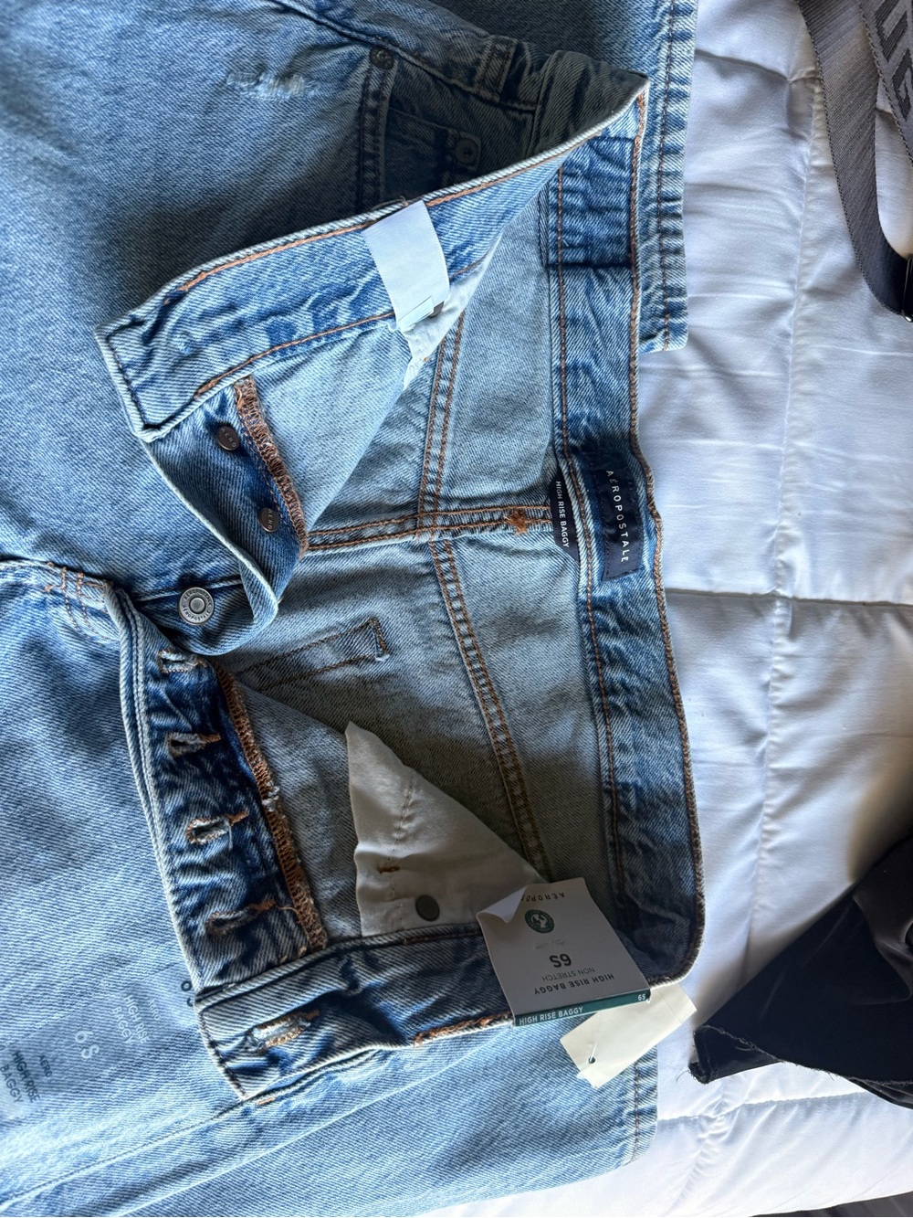 Aeropostale Light Blue High-Rise Women’s Jeans